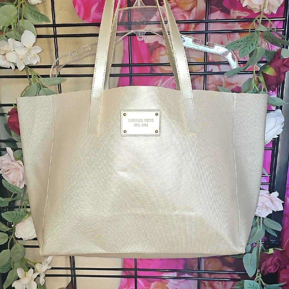 Michael Kors Gold Tote Bag Elegant Spacious Design Never Used-  Storing Spots